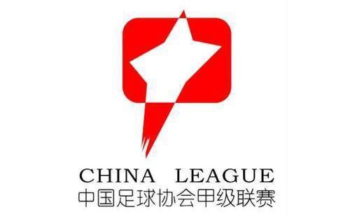 意甲前瞻：尤文图斯 VS 那不勒斯时间：2023-12-09 03:45尤文图斯目前积33分暂列积分榜第2，距离榜首的国米仅有2分差距，此役球队的抢分战意毋庸置疑，尤文图斯在最近的一轮联赛客场2-1击败蒙扎，各项赛事近9场取得7胜2平的不败战绩，球队近期的整体走势非常稳健，尤其是防线稳固，过去9场比赛尤文图斯多达6场能够零封对手，且期间合计仅失3球。